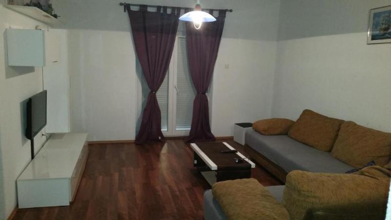 פלטניאס Lola'S Hotel מראה חיצוני תמונה